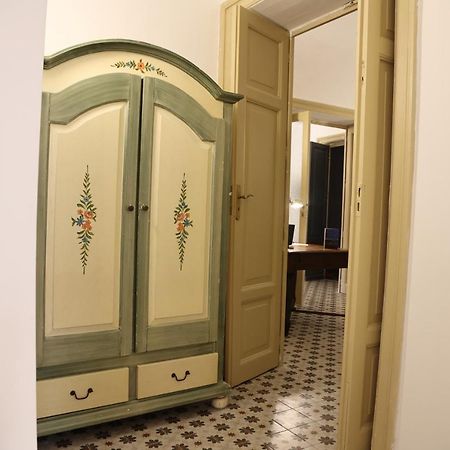 Charme In Centro - Tourist Rental อากริเจนโต ภายนอก รูปภาพ