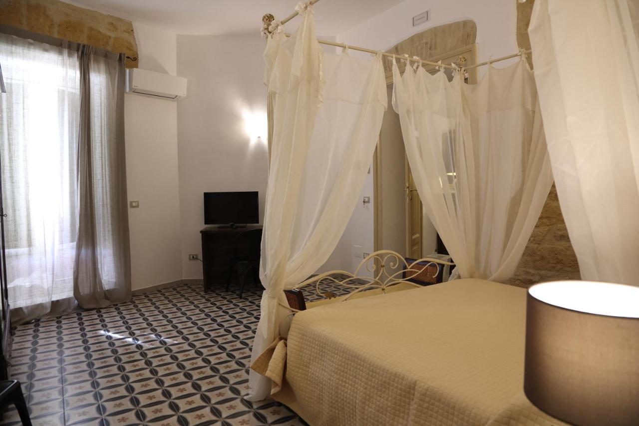 Charme In Centro - Tourist Rental อากริเจนโต ภายนอก รูปภาพ